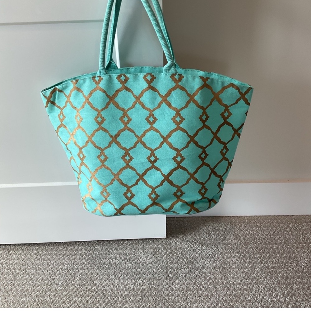 Mud Pie Stylish Aqua and Gold Women's Tote Bag